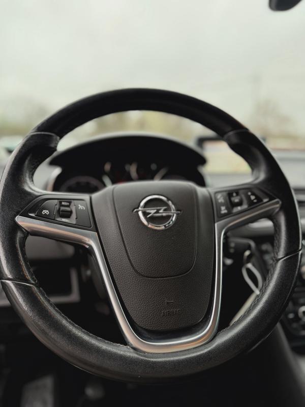 Car Thumb