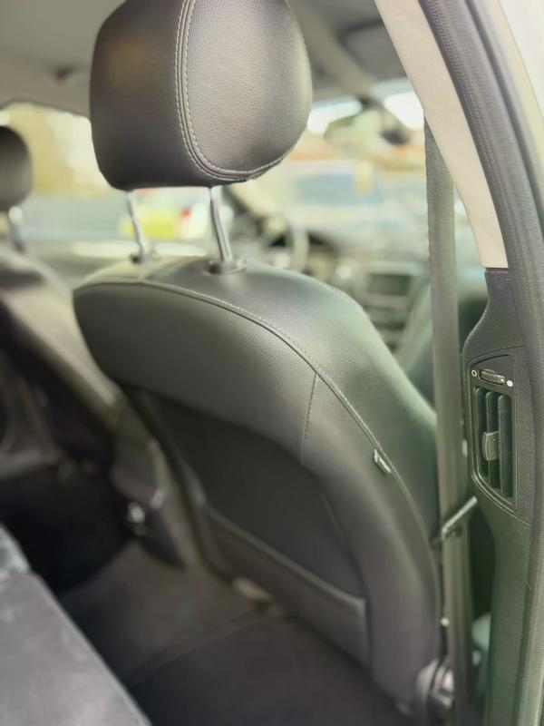 Car Thumb