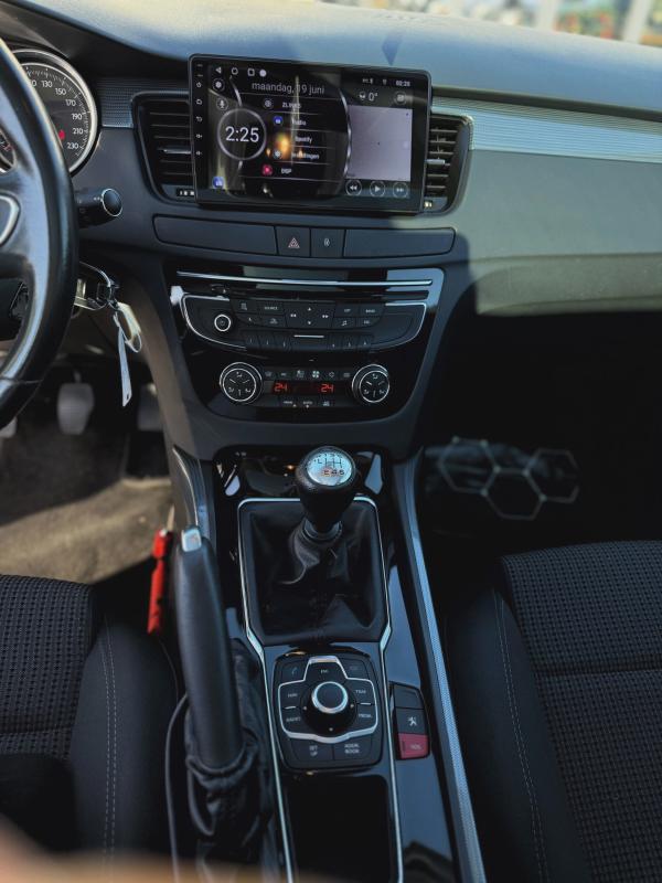 Car Thumb