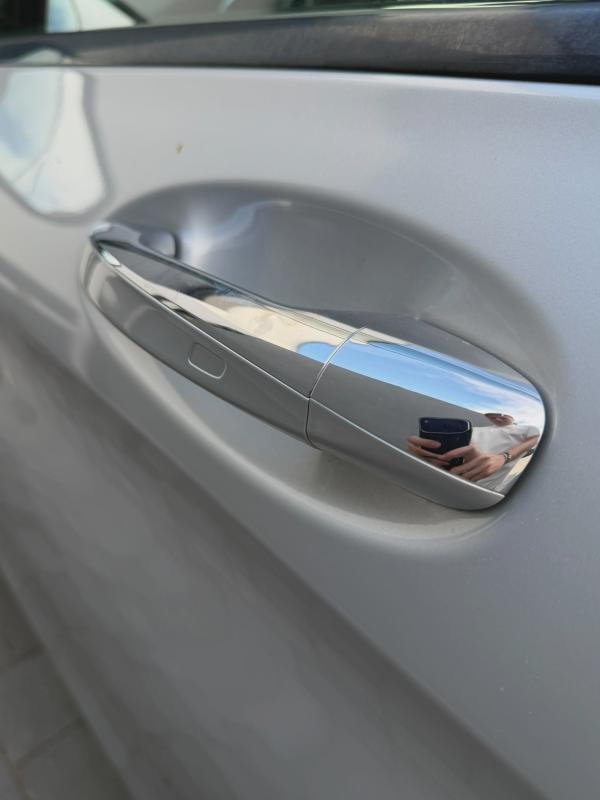 Car Thumb