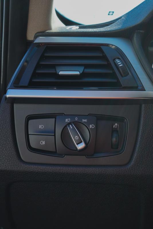 Car Thumb