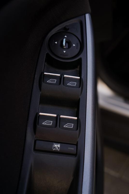 Car Thumb