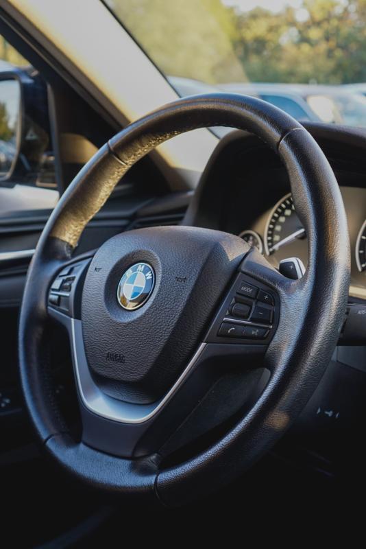 Car Thumb
