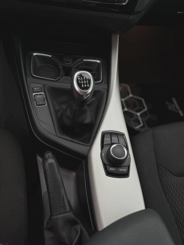 Car Thumb