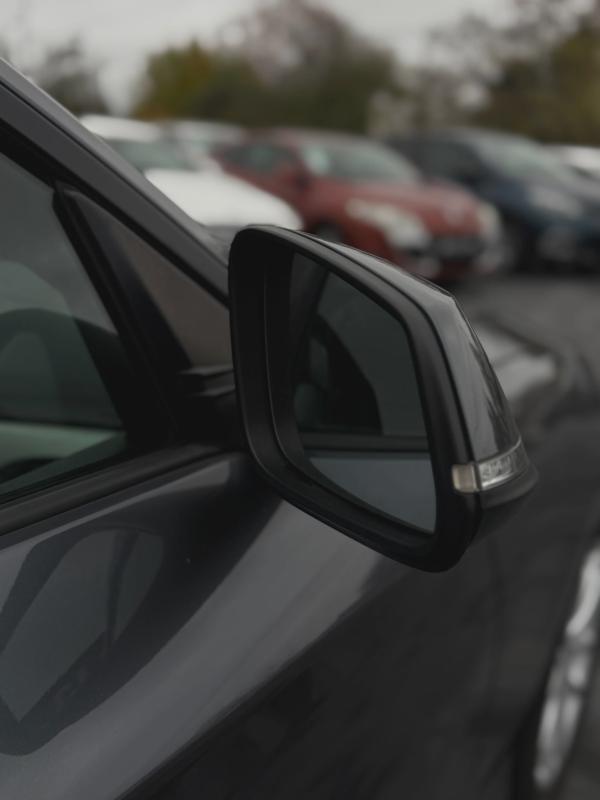 Car Thumb