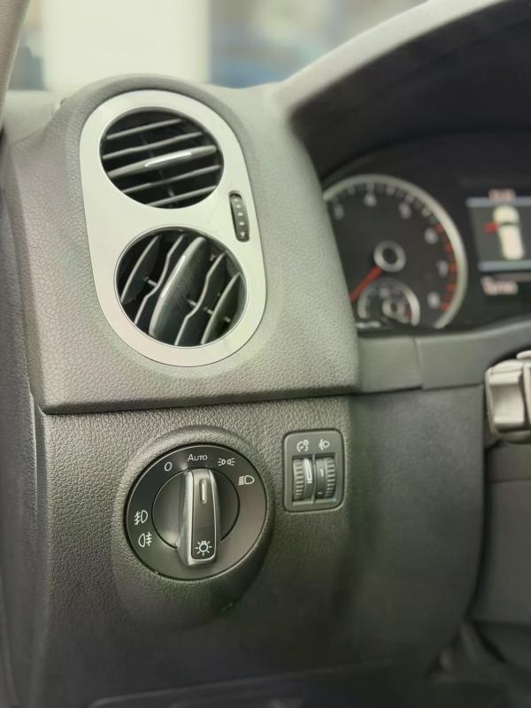 Car Thumb