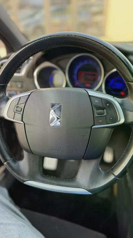 Car Thumb